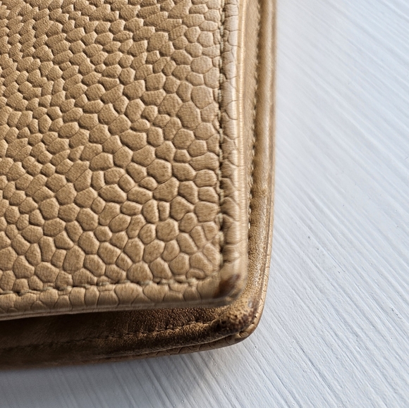 VGUC Chanel Caviar Leather Kisslock Beige Wallet Vintage - Picture 14 of 17